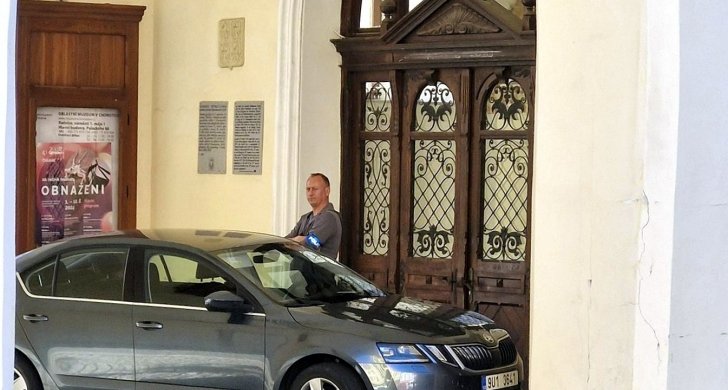 chomutov radnice.jpg